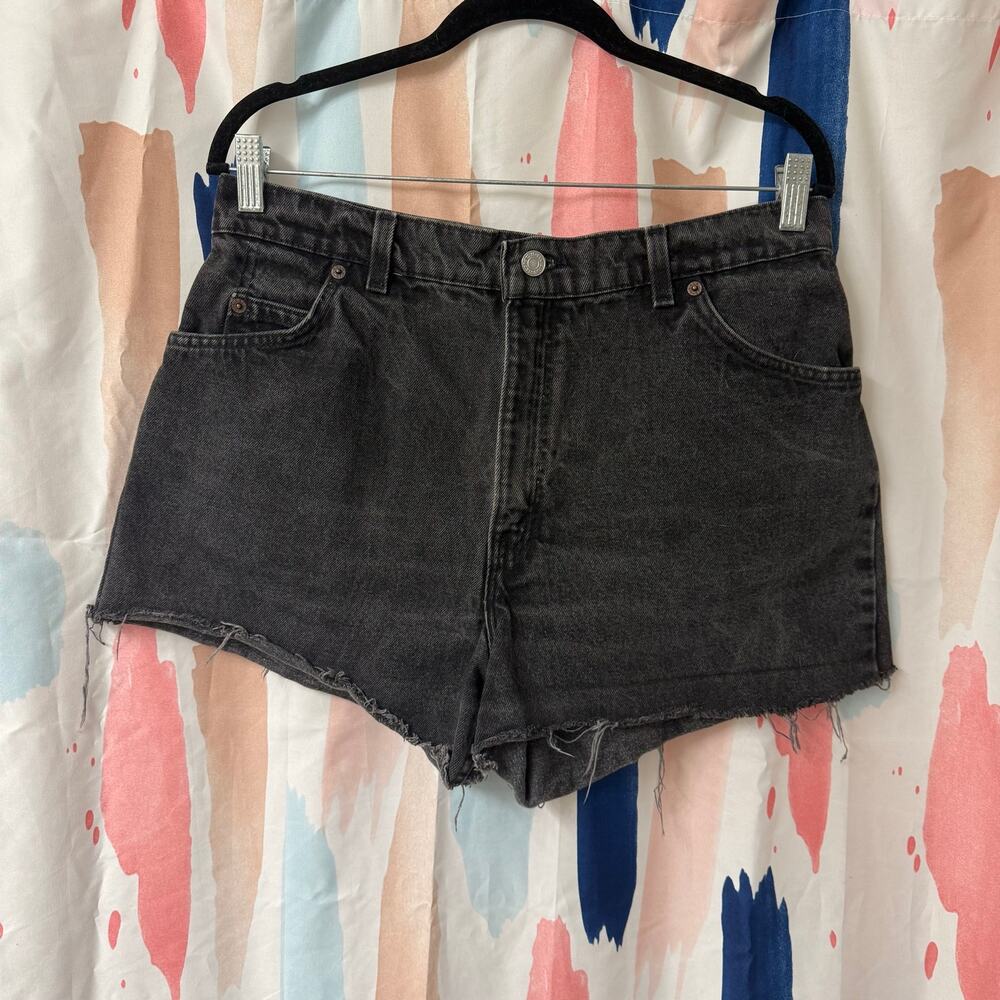 Vintage Levi’s Orange Label Black 15951 Relaxed Fit Tapered Leg Shorts Size 14
